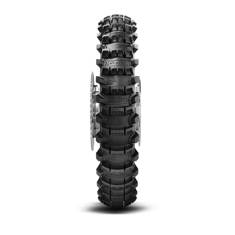 Pirelli Scorpion MX Soft, front av knastmønsteret